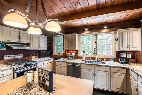 151 Shindagan Road Wilmot NH 03287
