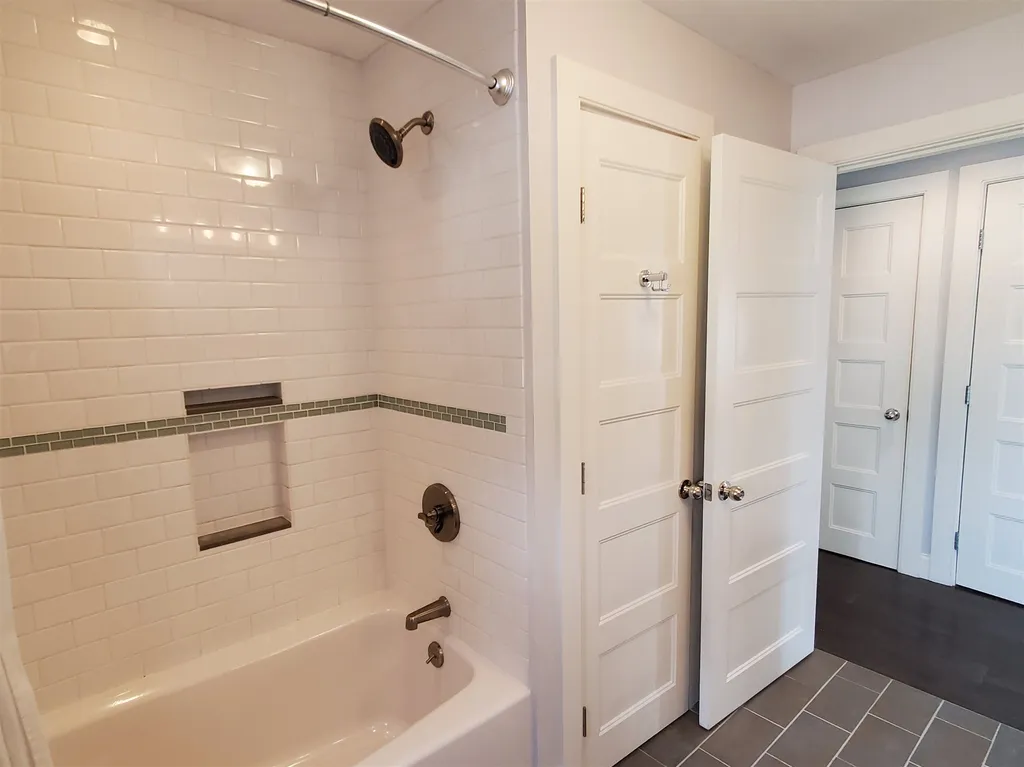 105 Belmont Street Manchester NH 03103
