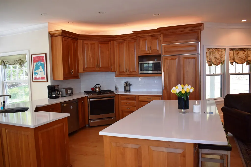 11 Lower Waldron Road Meredith NH 03253