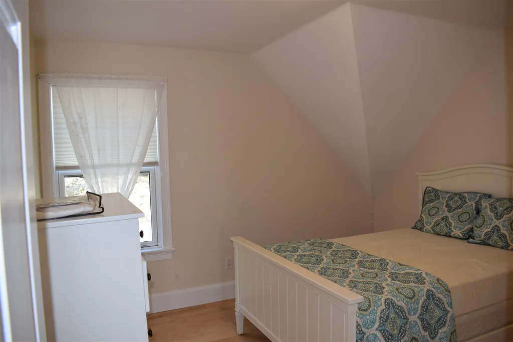 11 Lower Waldron Road Meredith NH 03253