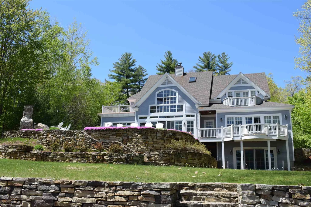 11 Lower Waldron Road Meredith NH 03253