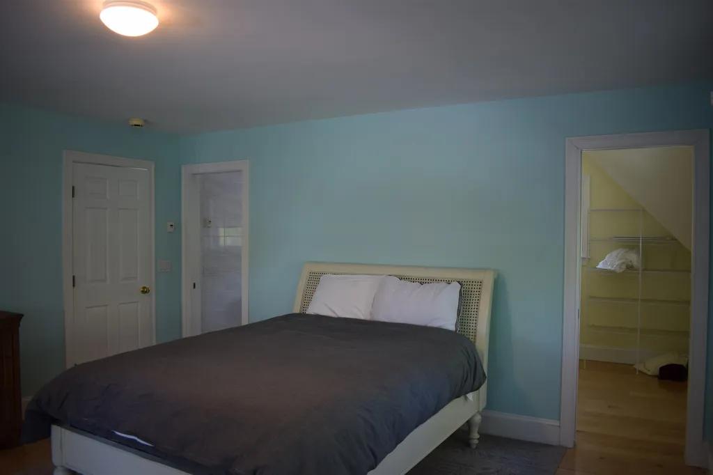 11 Lower Waldron Road Meredith NH 03253
