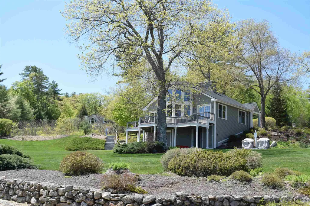 11 Lower Waldron Road Meredith NH 03253