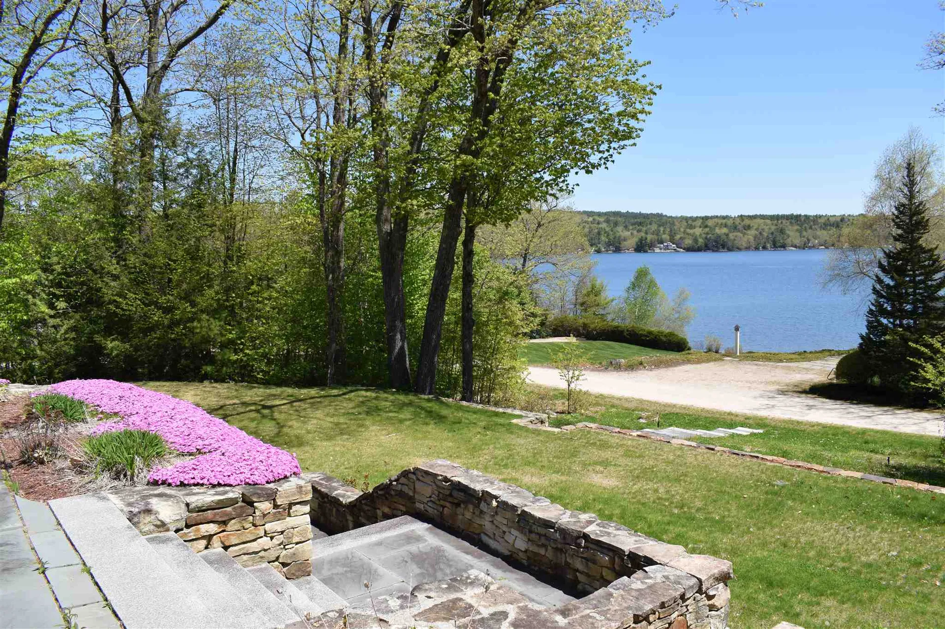 11 Lower Waldron Road Meredith NH 03253