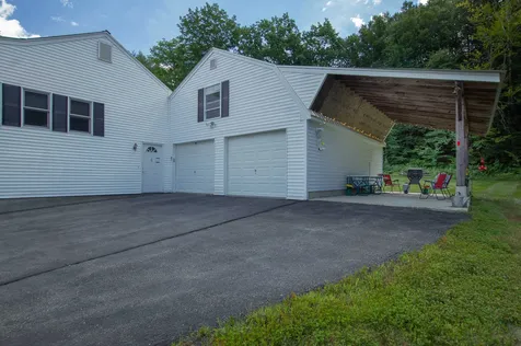 88 Duke Road Newfane VT 05345