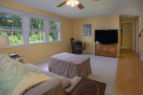 88 Duke Road Newfane VT 05345