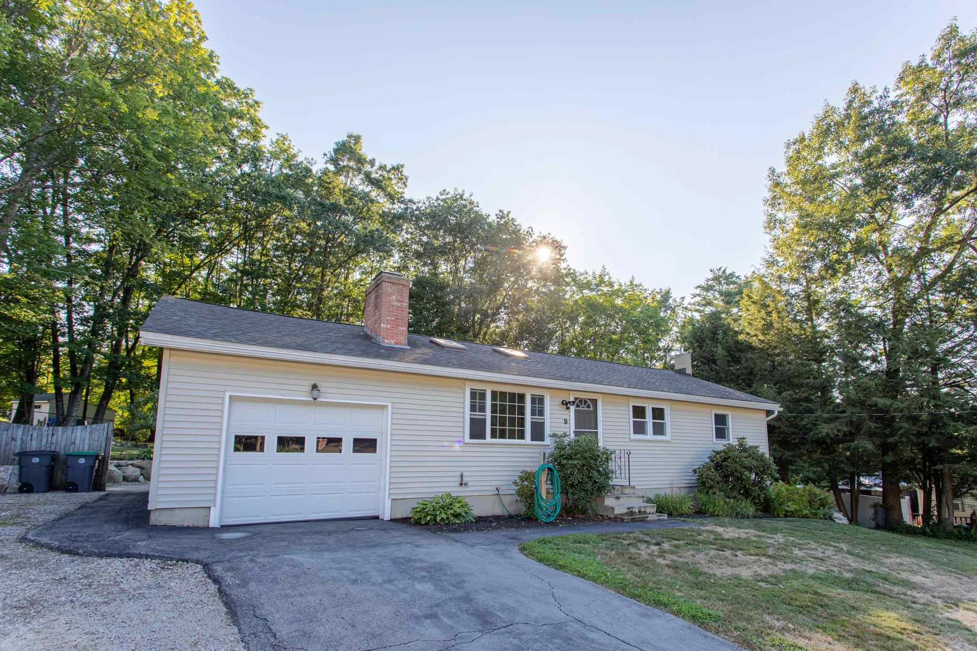 9 Beauchesne Drive Hooksett NH 03106