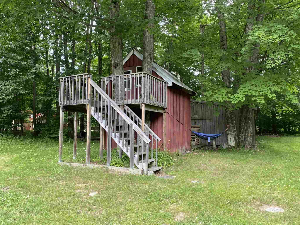 368 Olde Pine Lane Wallingford VT 05773