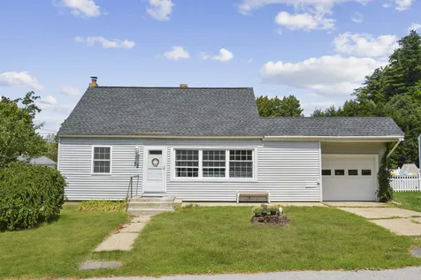 12 Worthen Street Manchester NH 03104