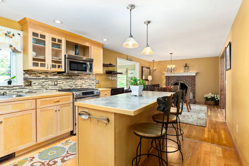 70 Park Avenue Hampton NH 03842