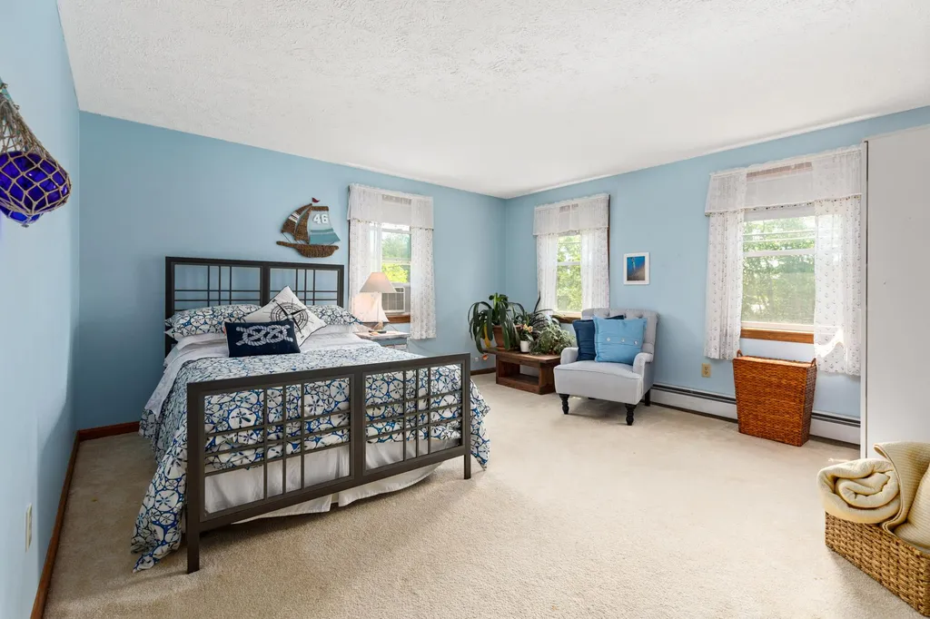 70 Park Avenue Hampton NH 03842