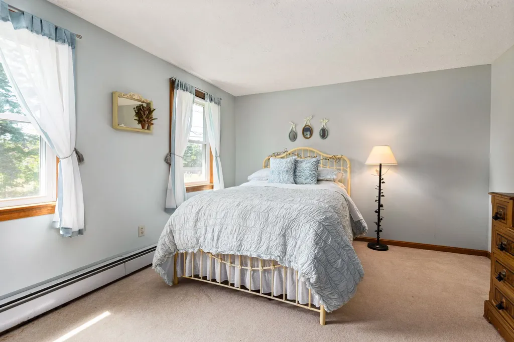 70 Park Avenue Hampton NH 03842