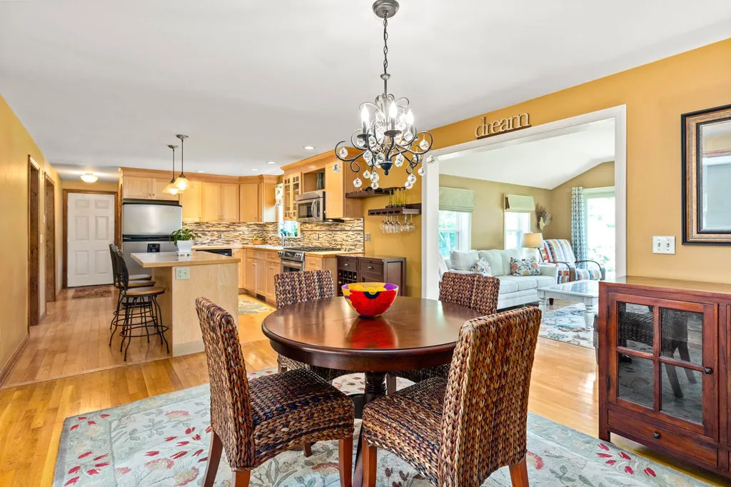 70 Park Avenue Hampton NH 03842