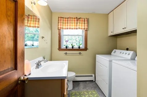 70 Park Avenue Hampton NH 03842