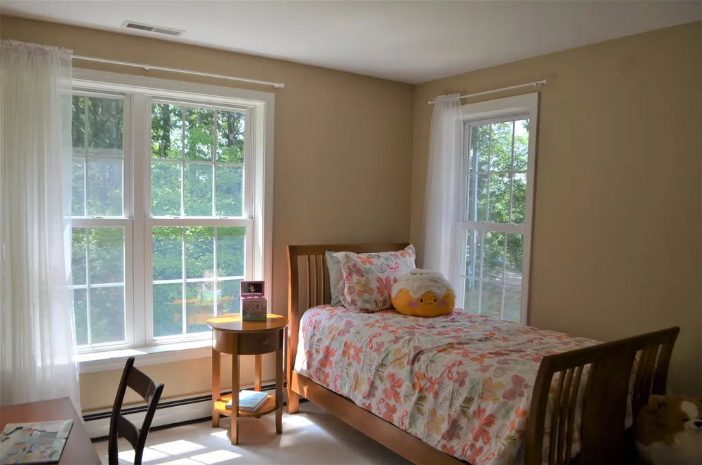 66 Colleague Pond Road Henniker NH 03242