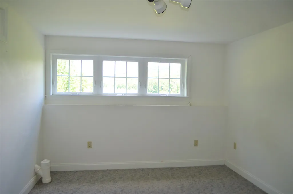 66 Colleague Pond Road Henniker NH 03242