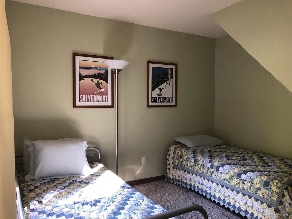 33 North Lynx Drive Warren VT 05660