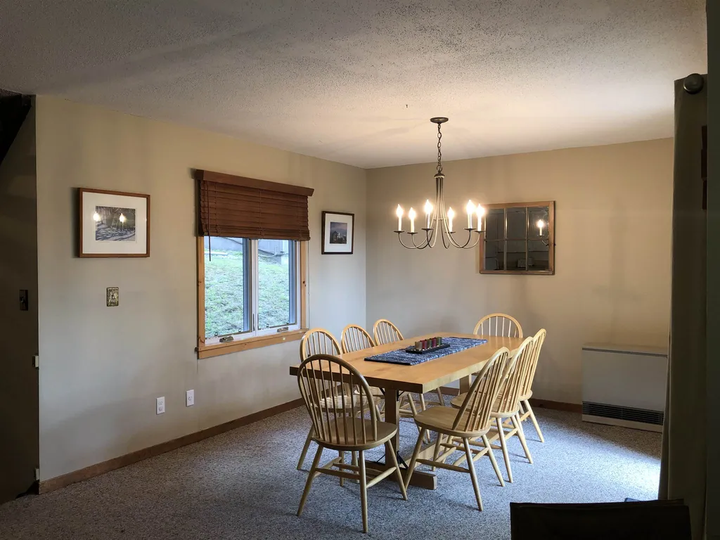 33 North Lynx Drive Warren VT 05660