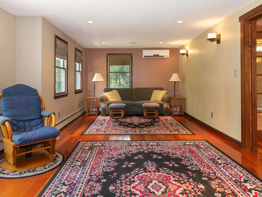 10 Hemlock Road Kensington NH 03833