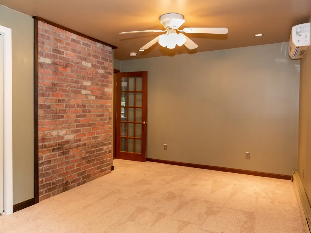 10 Hemlock Road Kensington NH 03833