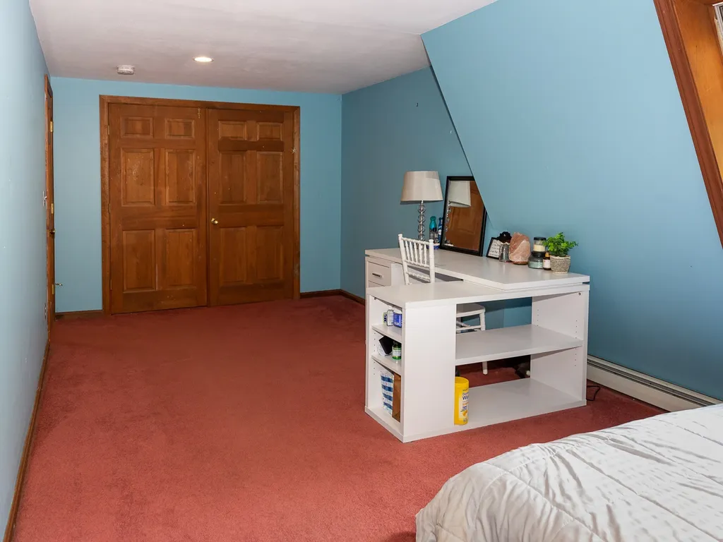 10 Hemlock Road Kensington NH 03833