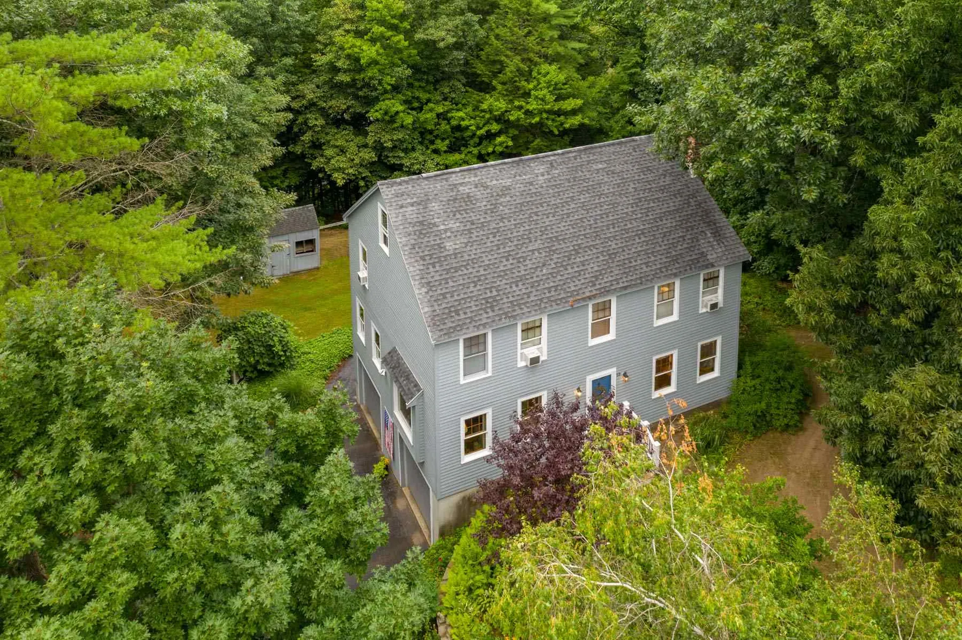 59 Forest Street Londonderry NH 03053