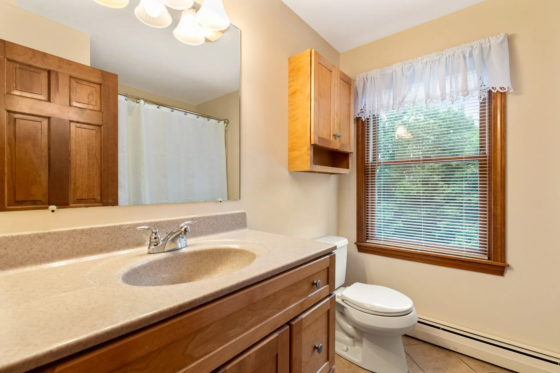 59 Forest Street Londonderry NH 03053