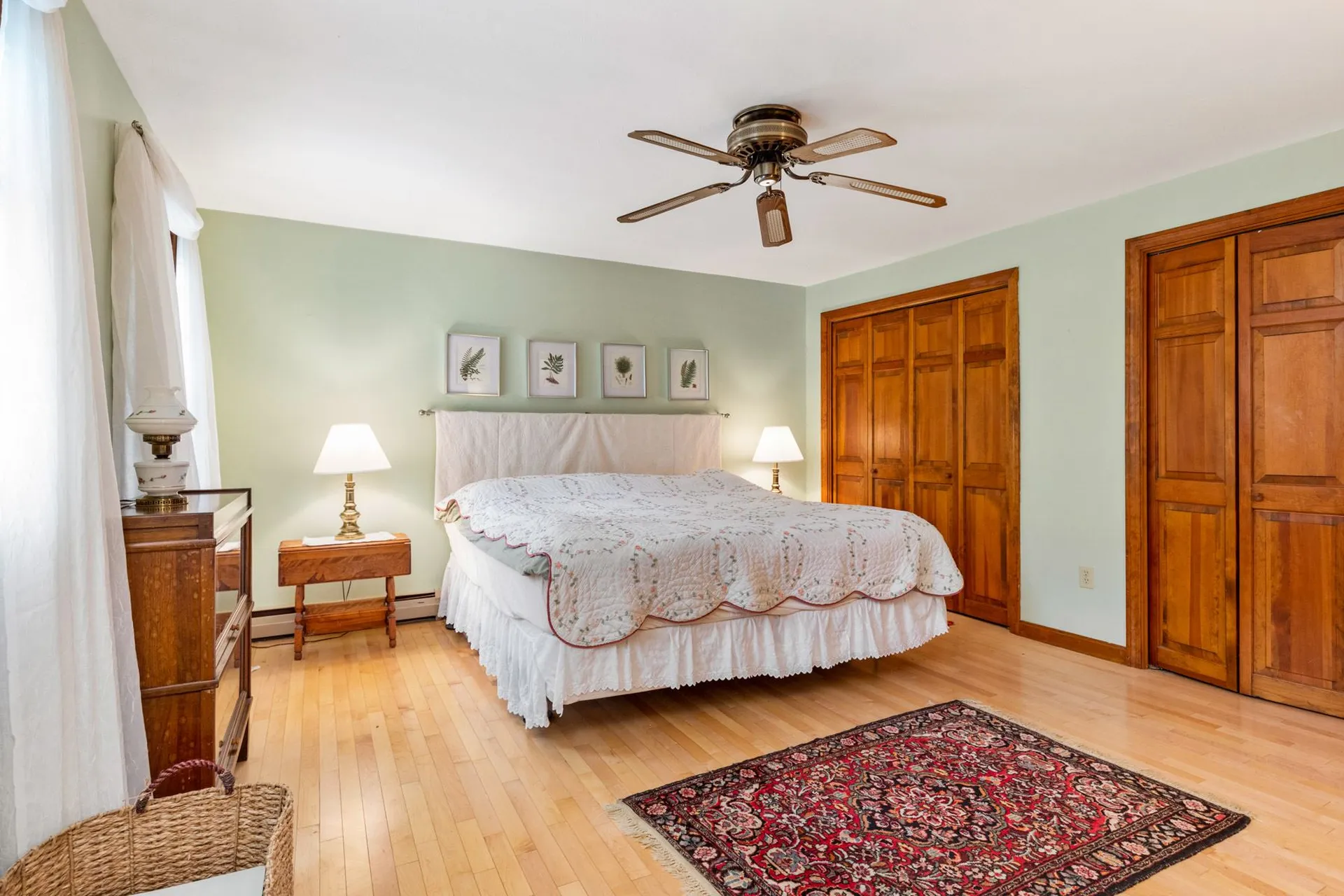 59 Forest Street Londonderry NH 03053