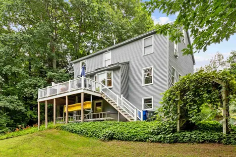 59 Forest Street Londonderry NH 03053