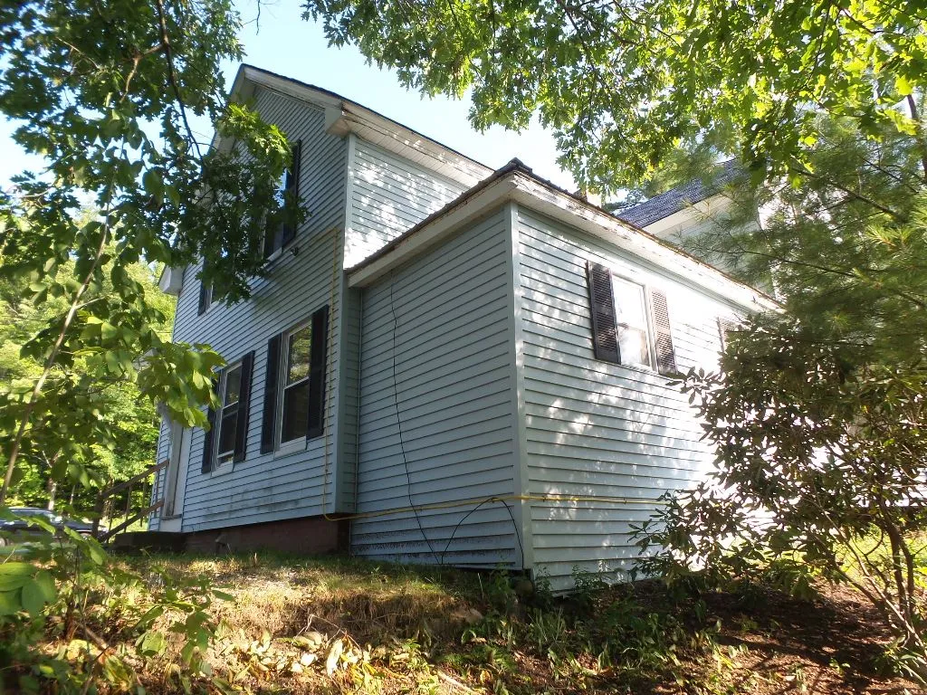 87 Stark Street Laconia NH 03246