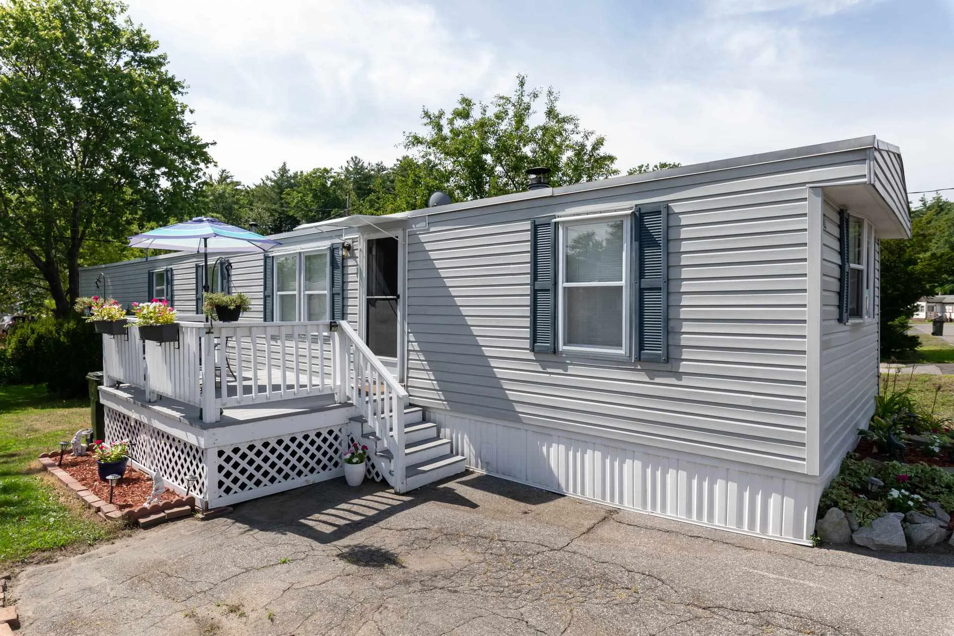 18 Eglin Boulevard Londonderry NH 03053