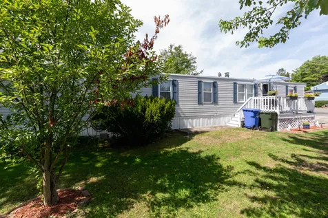 18 Eglin Boulevard Londonderry NH 03053