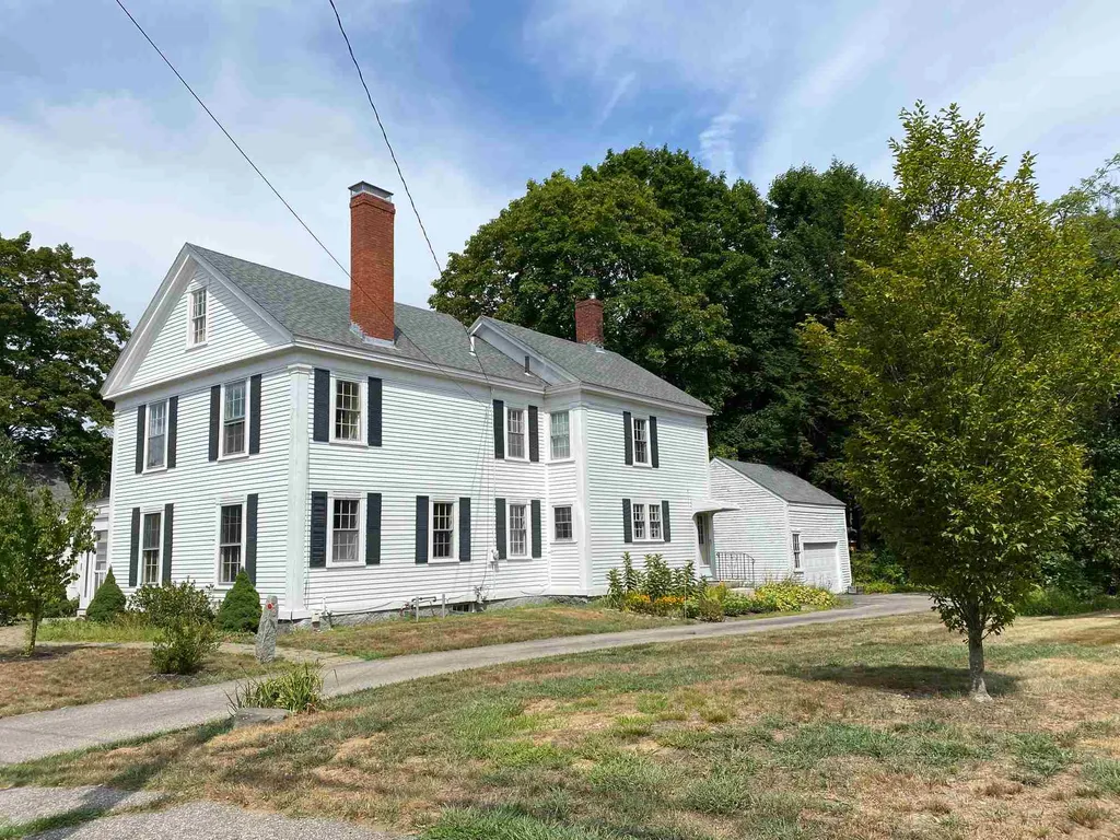 43 Post Road Greenland NH 03840