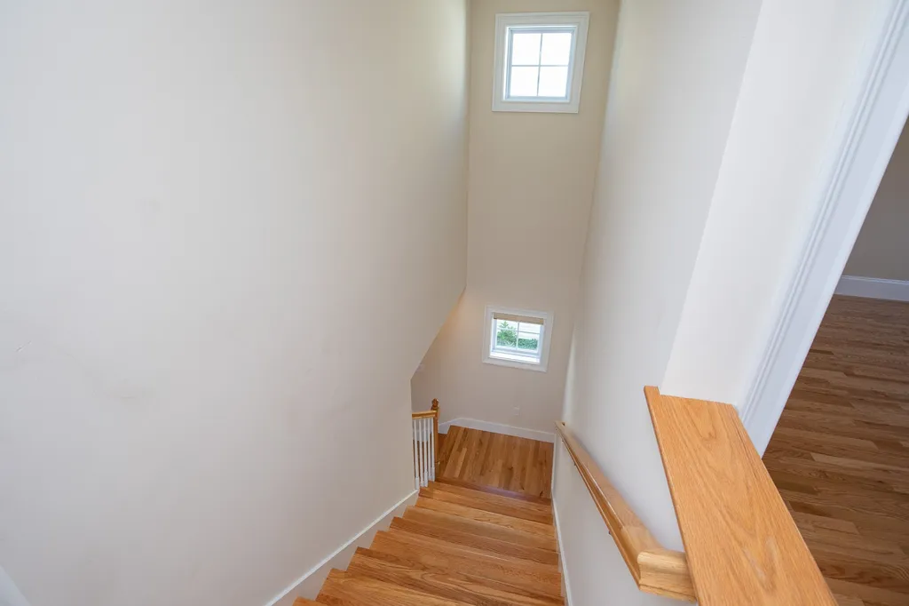 9 Thorwald Avenue Hampton NH 03842