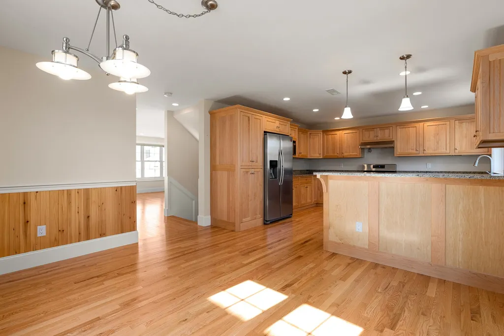 9 Thorwald Avenue Hampton NH 03842