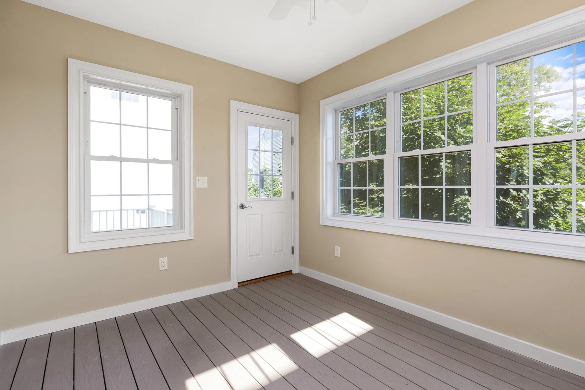 9 Thorwald Avenue Hampton NH 03842