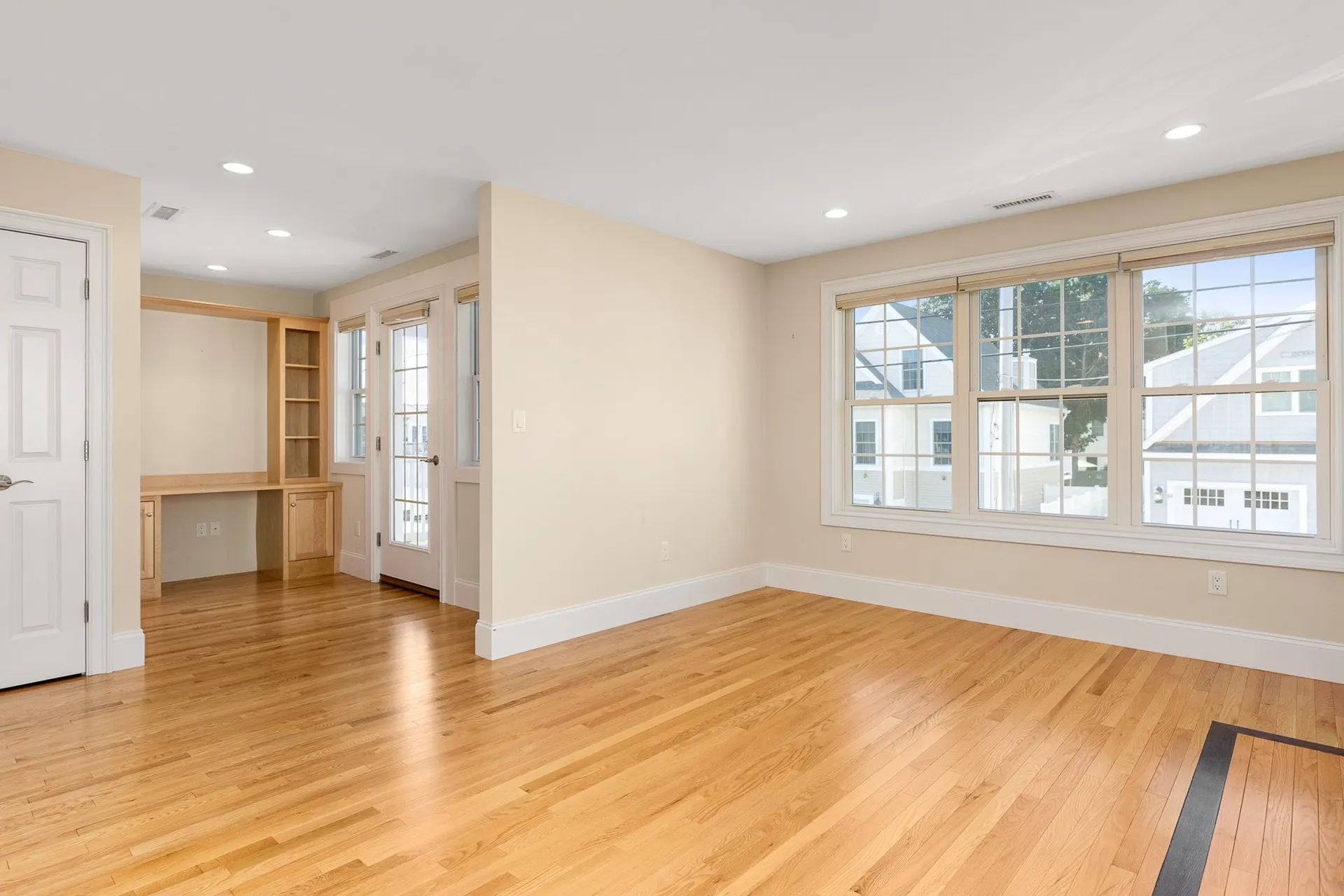 9 Thorwald Avenue Hampton NH 03842