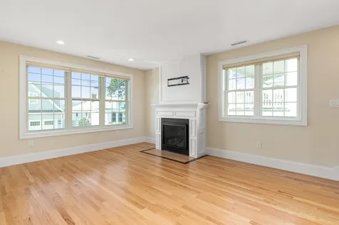 9 Thorwald Avenue Hampton NH 03842