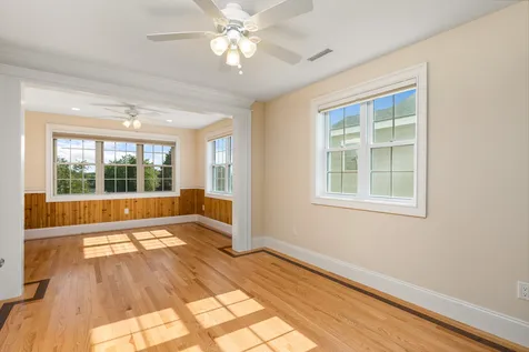 9 Thorwald Avenue Hampton NH 03842