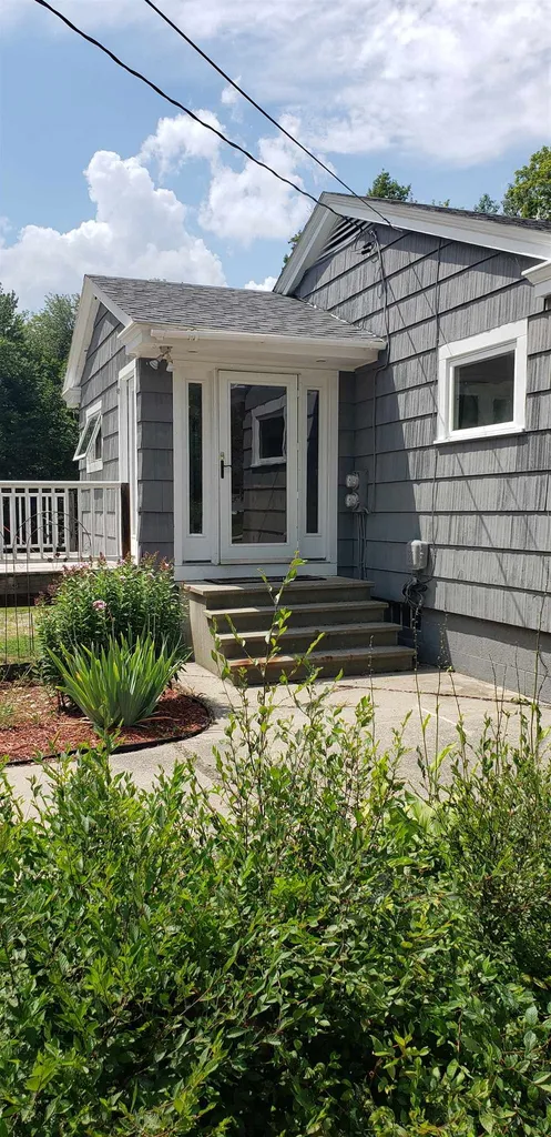 304 Oak Street Newport NH 03773