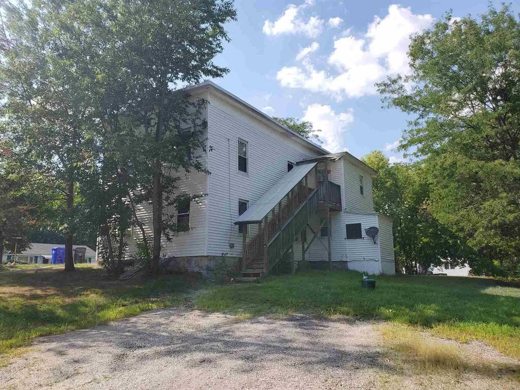 81 Beaver Street Manchester NH 03104