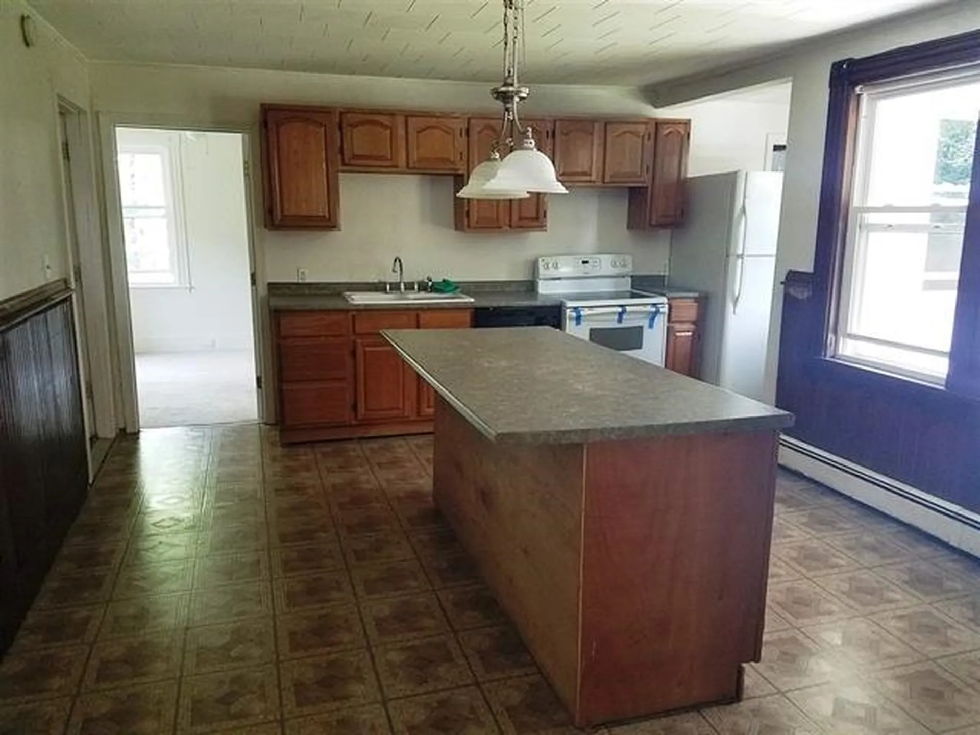 81 Beaver Street Manchester NH 03104