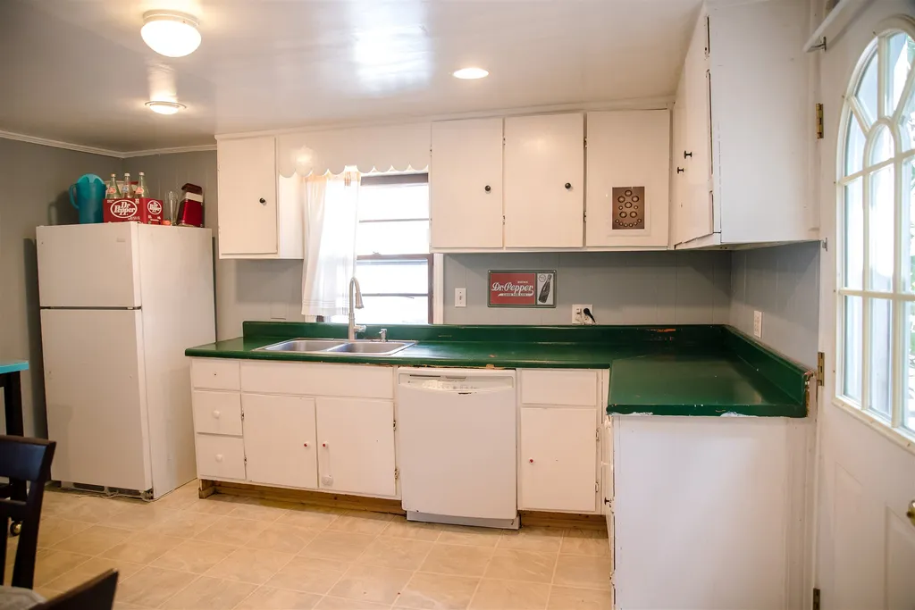 62 River Street Winooski VT 05404