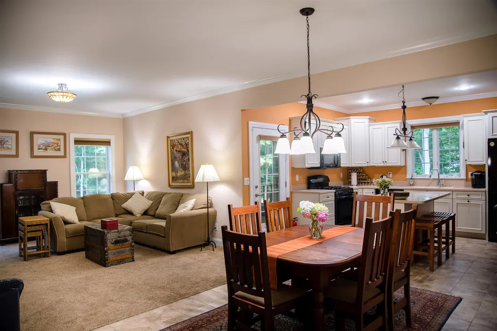 436 Michael Lane Williston VT 05495