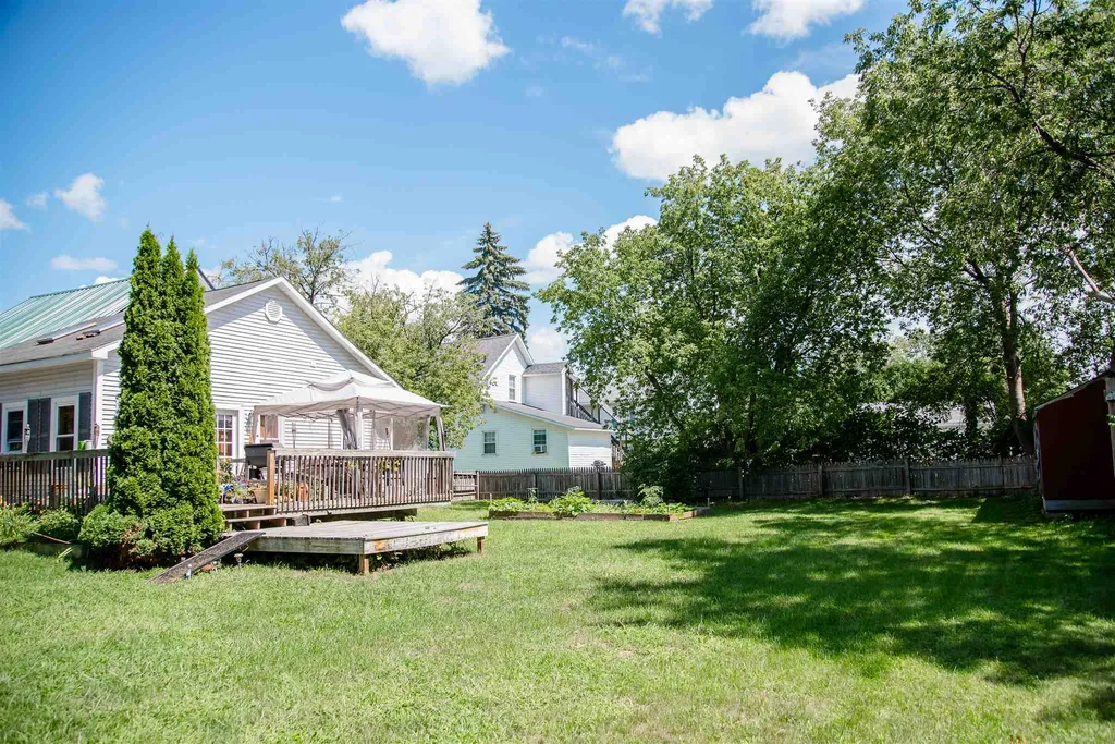 56 South Street Essex VT 05452