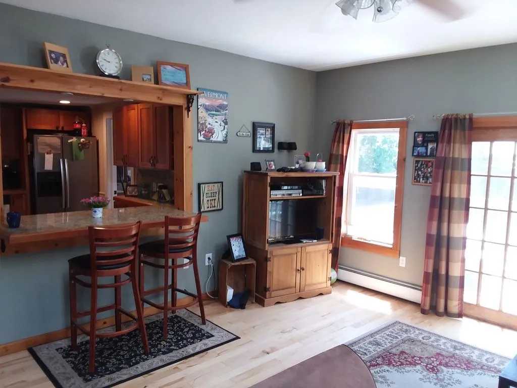 56 South Street Essex VT 05452