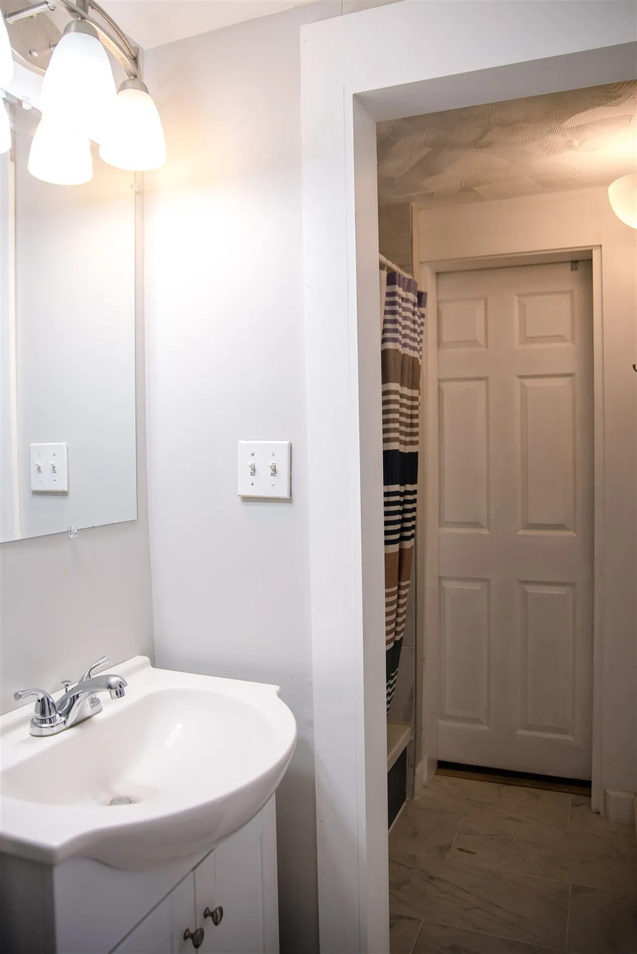 56 South Street Essex VT 05452