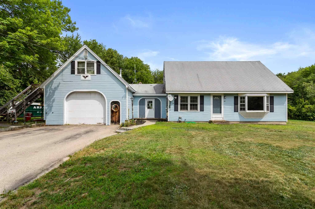 53 Griffin Road Londonderry NH 03053