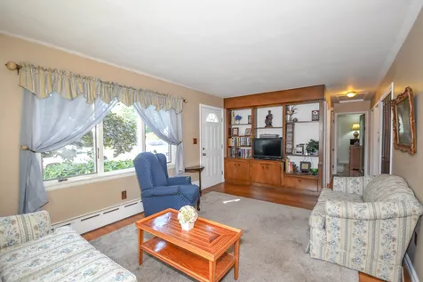 7 Barry Street Dover NH 03820