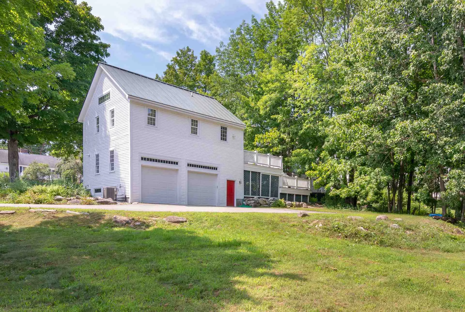 109 North Main Street Wolfeboro NH 03894
